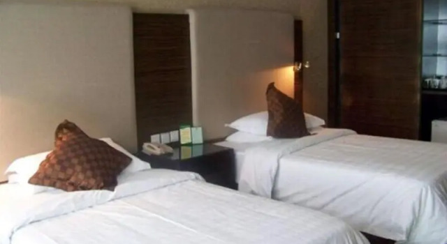 Guihu International Hotel, Prenota Hotel Tianhuizhen Sichuan