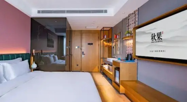 Кровать в общем номере (женский номер) TRUE GO HOTEL (Beijing Jianguomen CBD Branch)