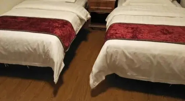 Wuchang Jiulong Hotel, Varaa Hotelli Harbin Heilongjiang