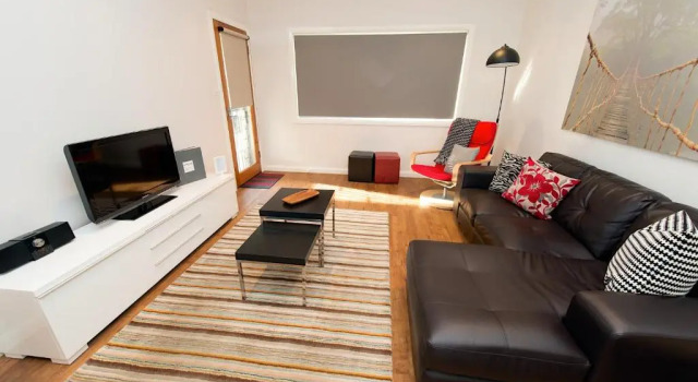 Апартаменты Townhouse Hotel