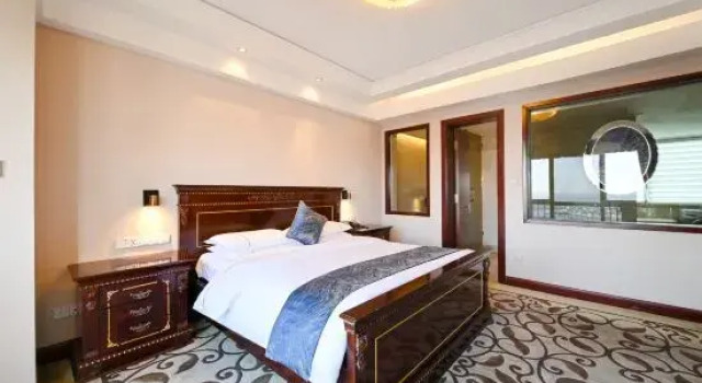 Люкс Qingdao Fuxin Hotel