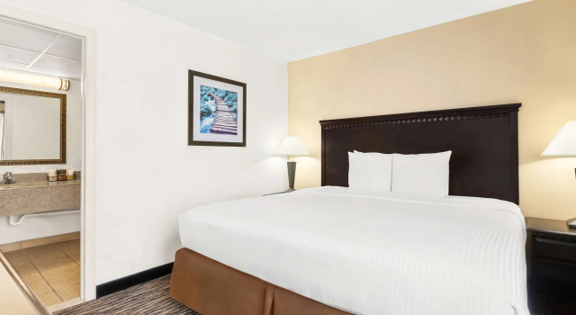 Двухместный люкс Best Western Hazlet Inn