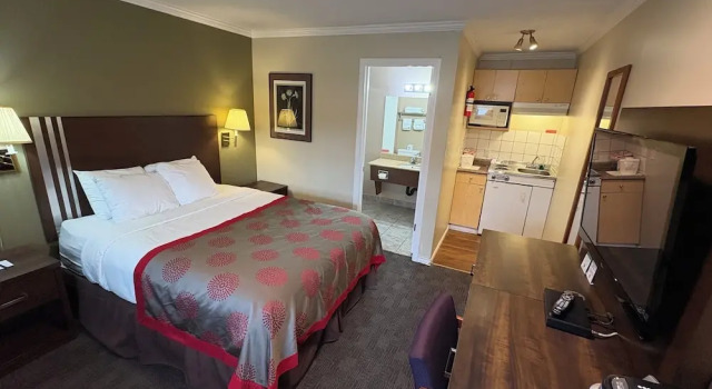 Номер Standard Grand Forks Inn