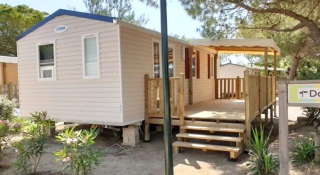Bungalow With 2 Bedrooms in Canet-en-roussillon, With Pool Access and Furnished Garden - 100 m From the Beach, Boek Vakantiehuis Villa's in Canet-en-Roussillon, Villa