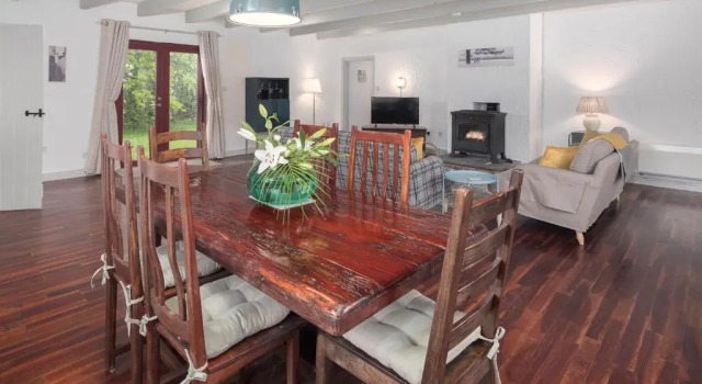 Daisys Cottage Barnabrow, Book Vacation Home Shanagarry County Cork