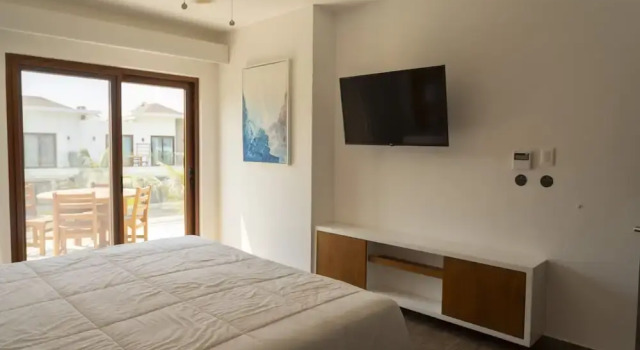 Villa With Direct Pool Access and Beach Access, Réserver Villa Villas à Santa Rosa, Villa