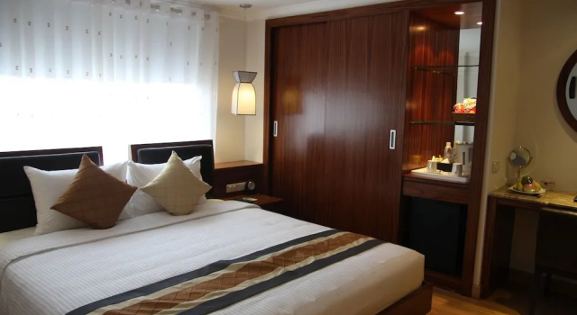 Номер Deluxe Elite Central Hotel Hanoi