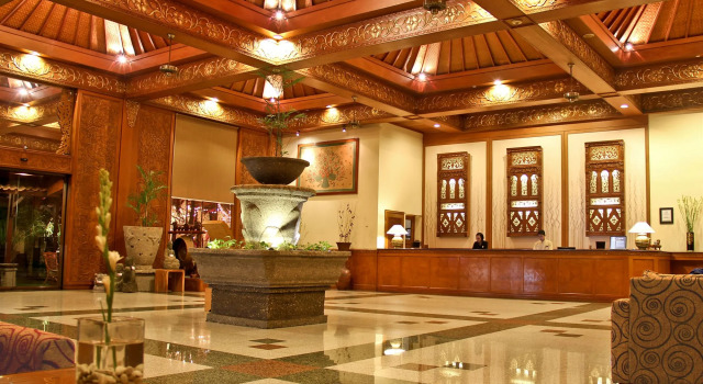 Singgasana Hotel Surabaya