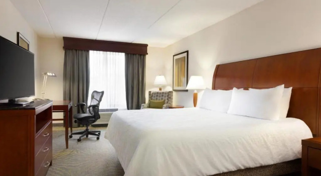 Номер Standard с красивым видом из окна Hilton Garden Inn Shelton