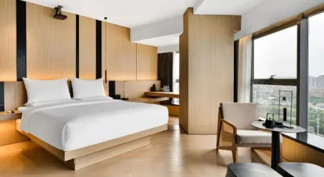 Люкс Hotel Fanjin (Zhengzhou Ruyi Lake CBD Convention Center)