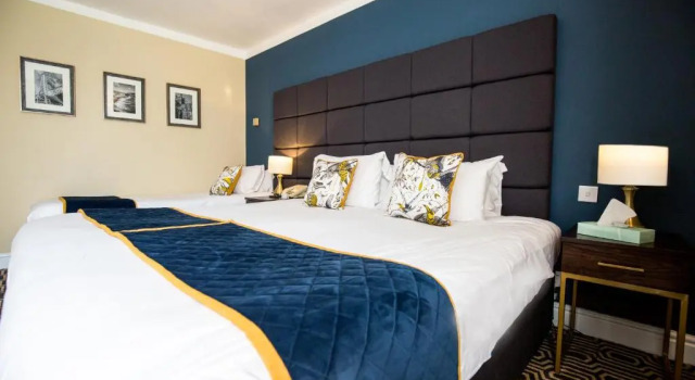 Трёхместный семейный номер Standard Rossett Hall Hotel