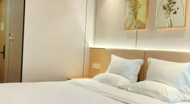 Chongqing Dichen Garden Hotel, Prenota Hotel Hotel a Chongqing Area con parcheggio, Parcheggio