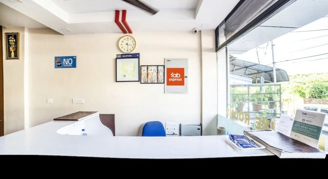 FabHotel Blue Orchid Railway Station, Забронировать Отель Отели Коччи 3 звезды, 3*