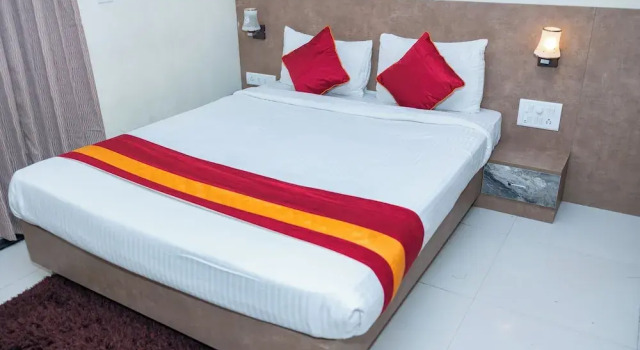 Номер Deluxe Ishwerya Suites