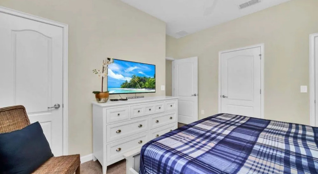 Lovely Family Home 8-10 min to Disney, Book Feriehus Villaer i Florida, Villa