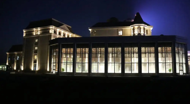 Zhuo Run Hot Spring Jian Guo Hotel, Book Hotel Hoteller i Hebei med pool, Swimmingpool