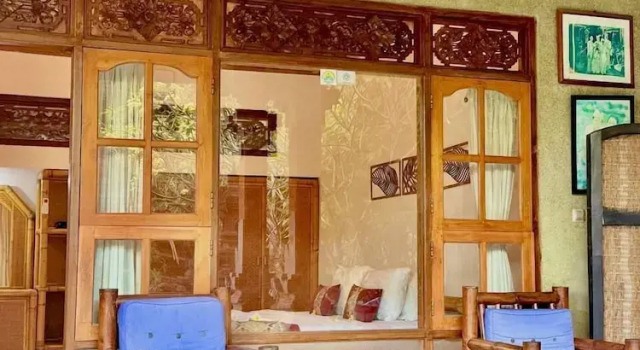 Narafa's Guest House, Rezerwuj Pensjonat Hotele w Amlapura z parkingiem, Parking