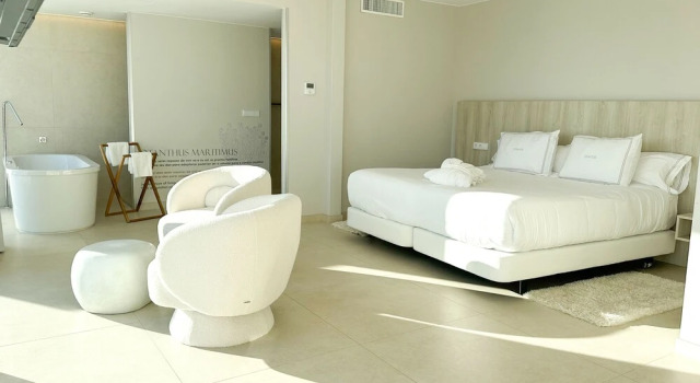 Otantus Hotel, Prenota Hotel Muros 