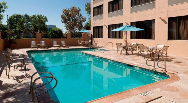 Номер Standard Courtyard by Marriott Cypress Anaheim / Orange County