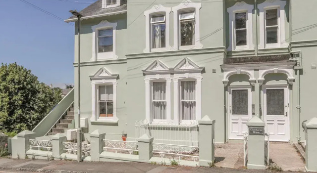 4 Glenthorne House