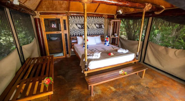 Бунгало с видом на море Barefoot Manta Island Resort