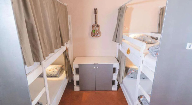La Maïoun Guesthouse, Забронировать Хостел Отели Ниццы с завтраком, рядом с Набережная Соединенных Штатов, Завтраки