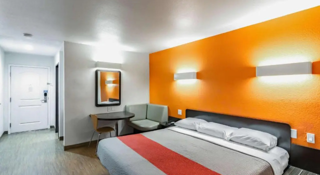 Номер Standard Motel 6-Anaheim, CA