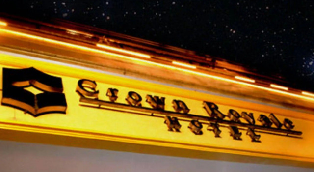 Crown Royale Hotel