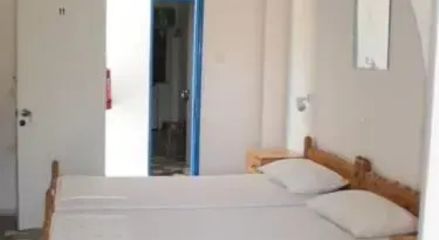 Anixi, Prenota Hotel Livadia Livadi