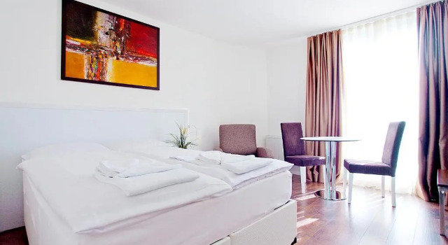 Апартаменты Suite Apartments by Livingdowntown