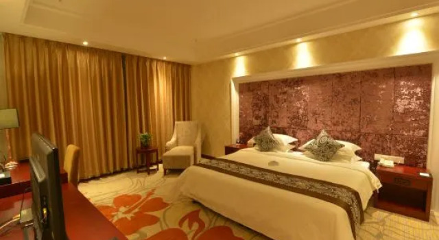 Deluxe suite Minzu Hotel