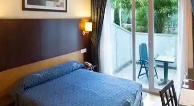 Lobios Caldaria Hotel Balneario, Rezerwuj Hotel Hotele w Orense z basenem, Basen
