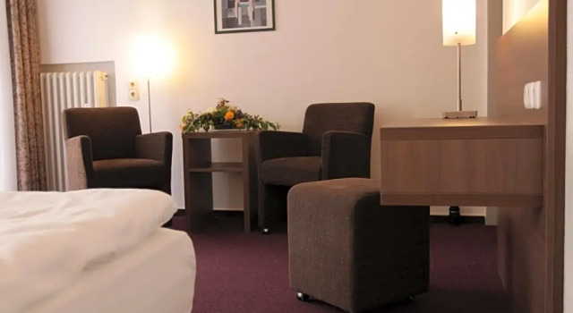 Hotel Buntrock, Забронировать Отель Отели в центре Хольцминден, в центре