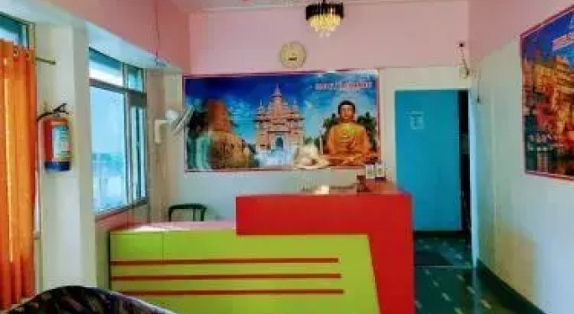 Raj Shanti Guest House Sarnath, Забронировать Гостевой дом Гостевые дома Сарнатх, Гостевой дом