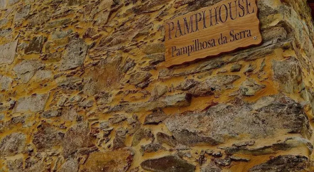 PampiHouse, luxury rustic house near river, Prenota Hotel Hotel a Alentejo con parcheggio, Parcheggio