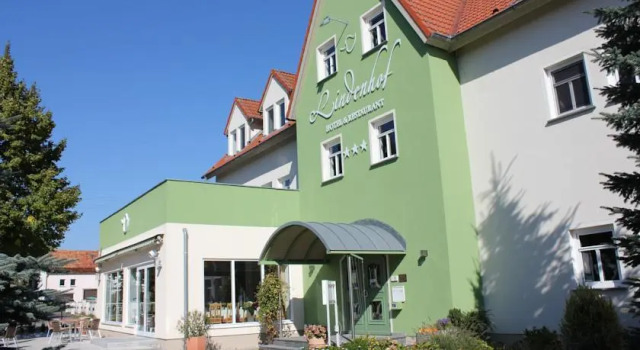Lindenhof, Rezervovat Hotel Hotely v Sasko se snídaní, Snídaně