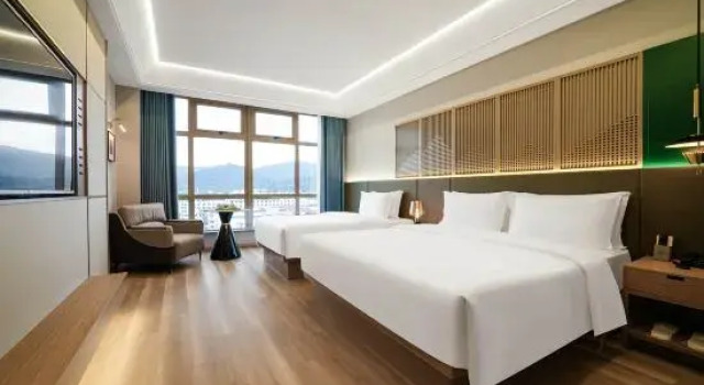 Семейный люкс Jun Zhi Ru Gui Hotel