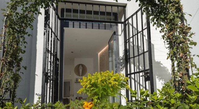 Great and Brand new 3 Bd Apart in Santa Cruz Quarter Santa Teresa III, Забронировать Отель Бизнес-отели Севильи, рядом с Оспиталь-де-лос-Венераблес, 4* 5*