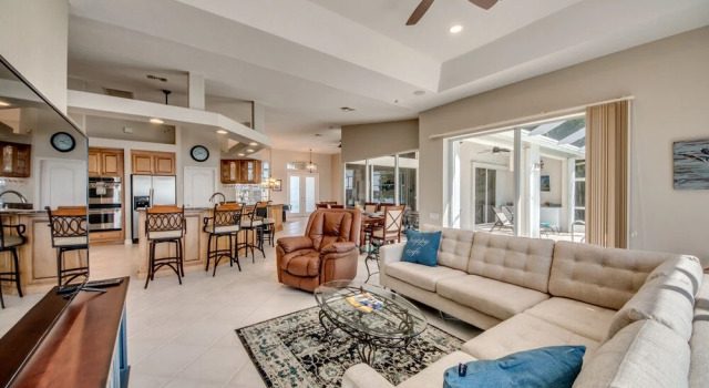 Villa Lake Finisterre - Roelens Vacations, Забронировать Вилла Кейп-Корал Southwest Florida