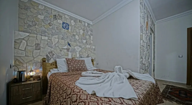 Трёхместный номер Standard с балконом Goreme Art Stone Hotel