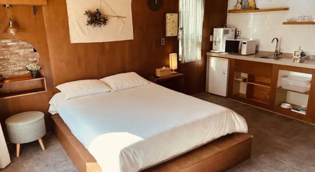 Номер Standard c 1 комнатой с балконом и с частичным видом на океан Jeju sunjinhanga Pension