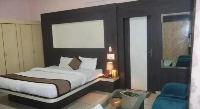 Vishwakarma Hotel and Restaurant, Rezerwuj Hotel Rīngas Rajasthan
