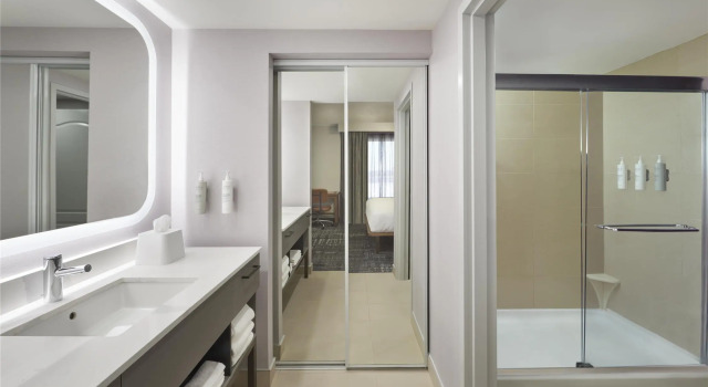 Люкс с 2 комнатами Homewood Suites by Hilton Toronto Vaughan