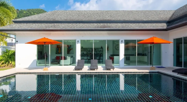 Вилла с балконом Kamala Contemporary 3 Bedrooms Pool Villa