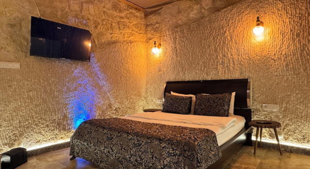 Ceran Stone House