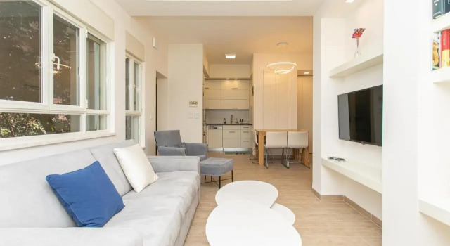 Carmel Boutique Apartments - Urban Forest
