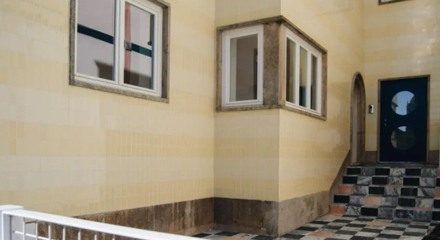 Oxford Green House by LovelyStay, Забронировать Отель Порту Регион Порту, рядом с Lapa Metro Station