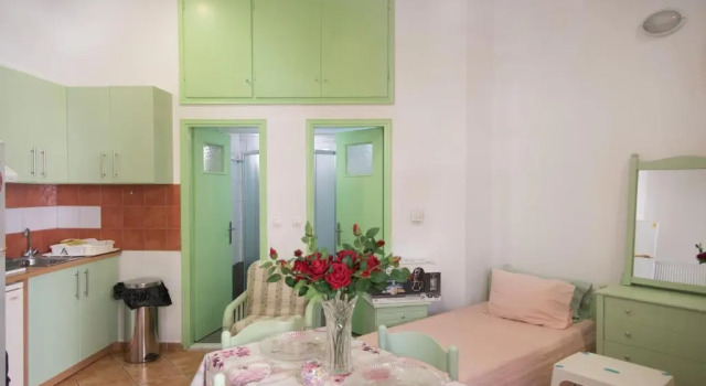 STAVROS Studio Apartment in kos town, Забронировать Апартаменты/квартира Отели острова Коса с парковкой, рядом с Мечеть Лоджии, Парковка