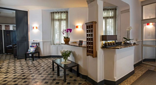 Best Western le Comtadin Hotel, Rezervovat Hotel Hotely v Mont Ventoux se snídaní, Snídaně