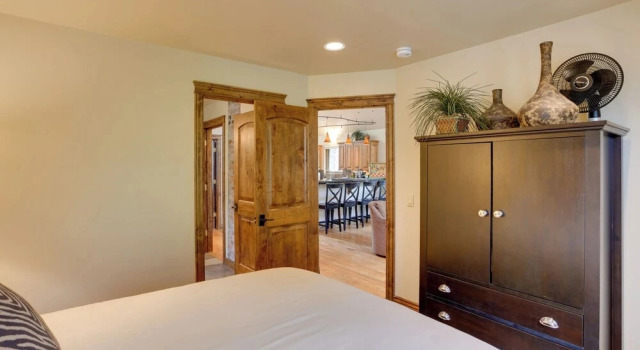 On Main St: 2 Mtn-view Units w/ Yard in Ouray, Забронировать Апартаменты/квартира Орей Telluride Ski, рядом с Bear Creek National Recreation Trail